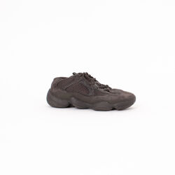 Adidas Yeezy 500 in Utility Black