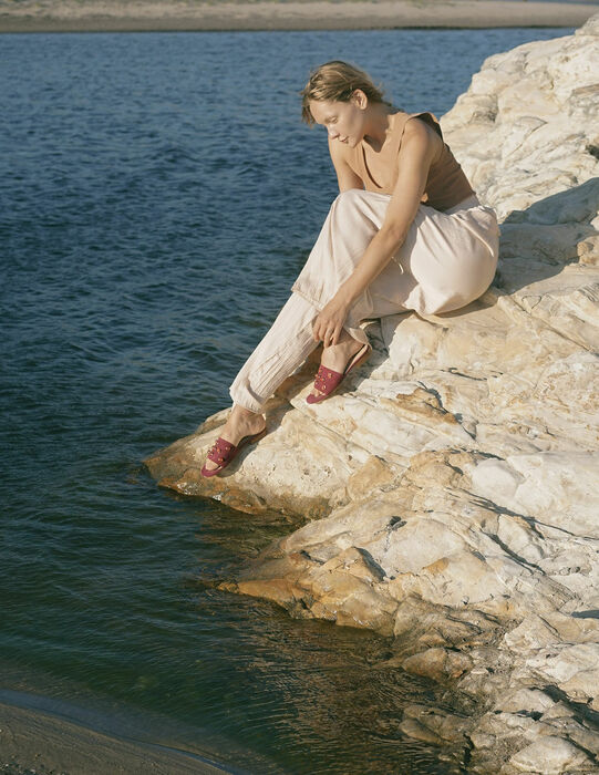 SAHARA Sandal : Cinnamon Suede in Carnelian Gemstone Grid