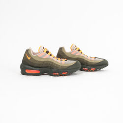 Nike Air Max 95 in Neutral Olive