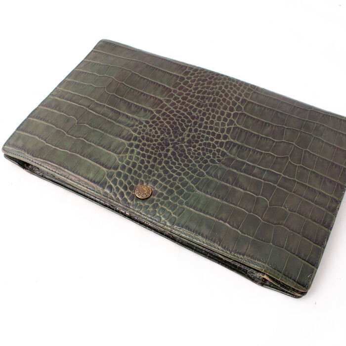 croc laptop case