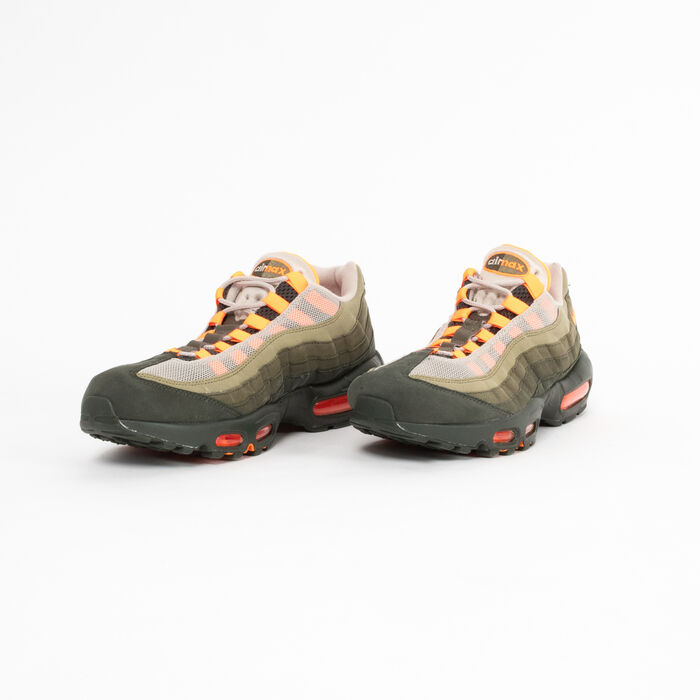 Nike Air Max 95 in Neutral Olive