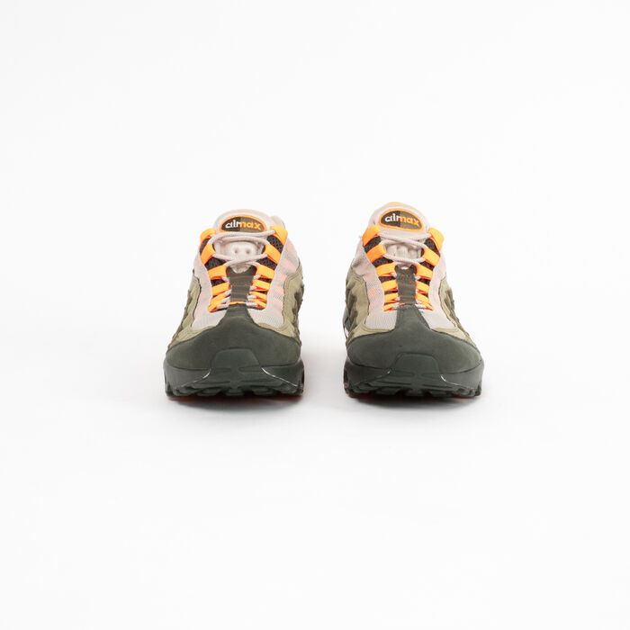 Nike Air Max 95 in Neutral Olive