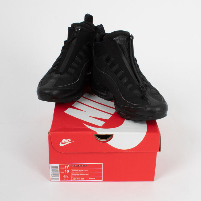 Nike Air Max 95 Tech / Friends & Family