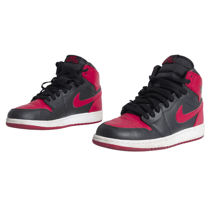 Nike Air Jordan 1 Mid Basketball Shoes - Red/Black