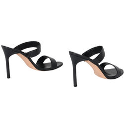 Manolo Blahnik
