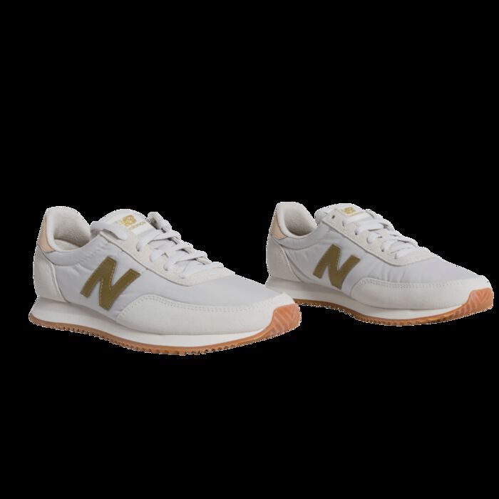 New Balance 720 Sneaker - Sea Salt/Classic Gold