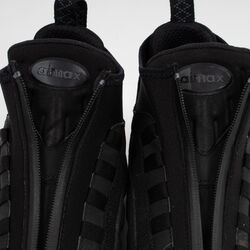 Nike Air Max 95 Tech / Friends & Family