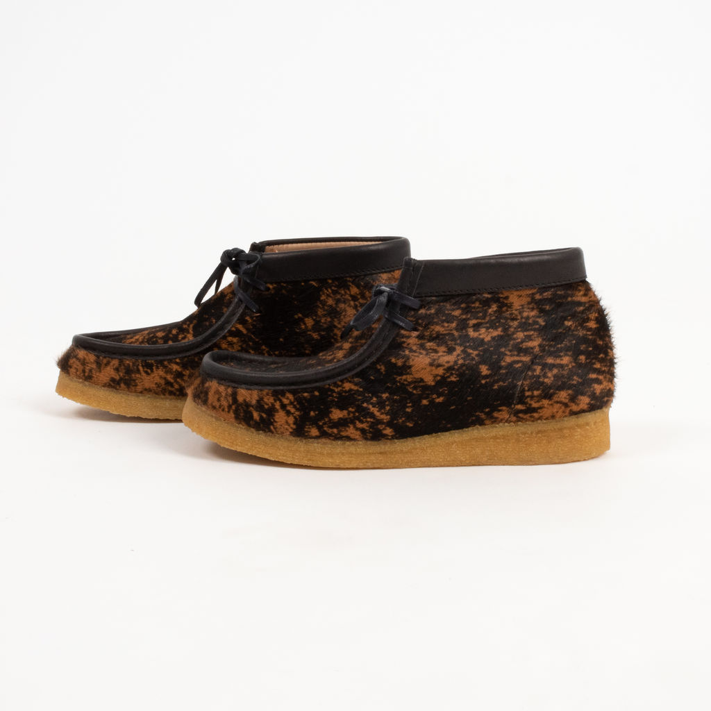 tortoise shell wallabees