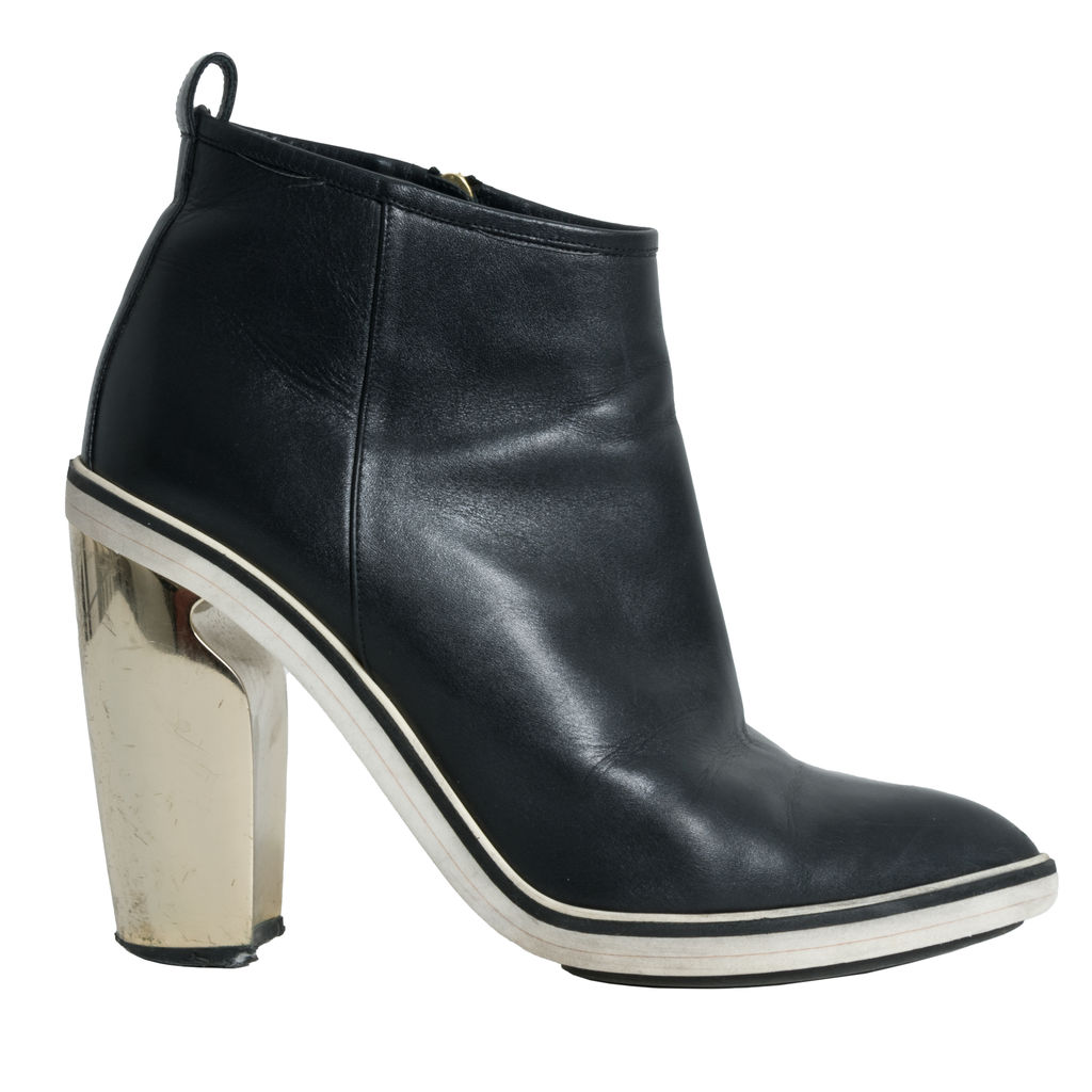 Nicholas Kirkwood Black Leather Ankle Boots