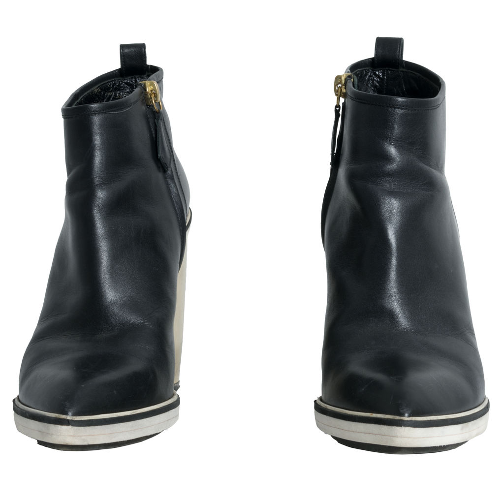 Nicholas Kirkwood Black Leather Ankle Boots